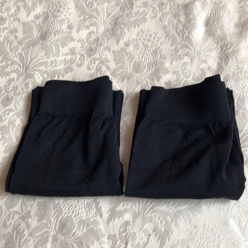 Capri Leggings 2 pairs